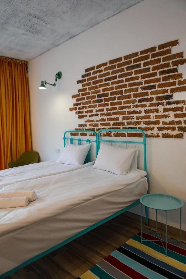 Hotel Arevi Gosh Exterior photo